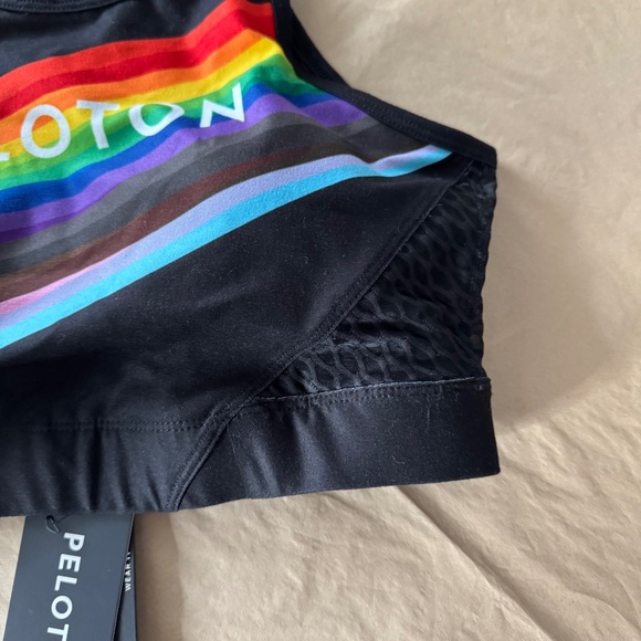 NWT Peloton Sports Bra High Neck Pride Flag Black Rainbow Size Medium - Picture 5 of 16